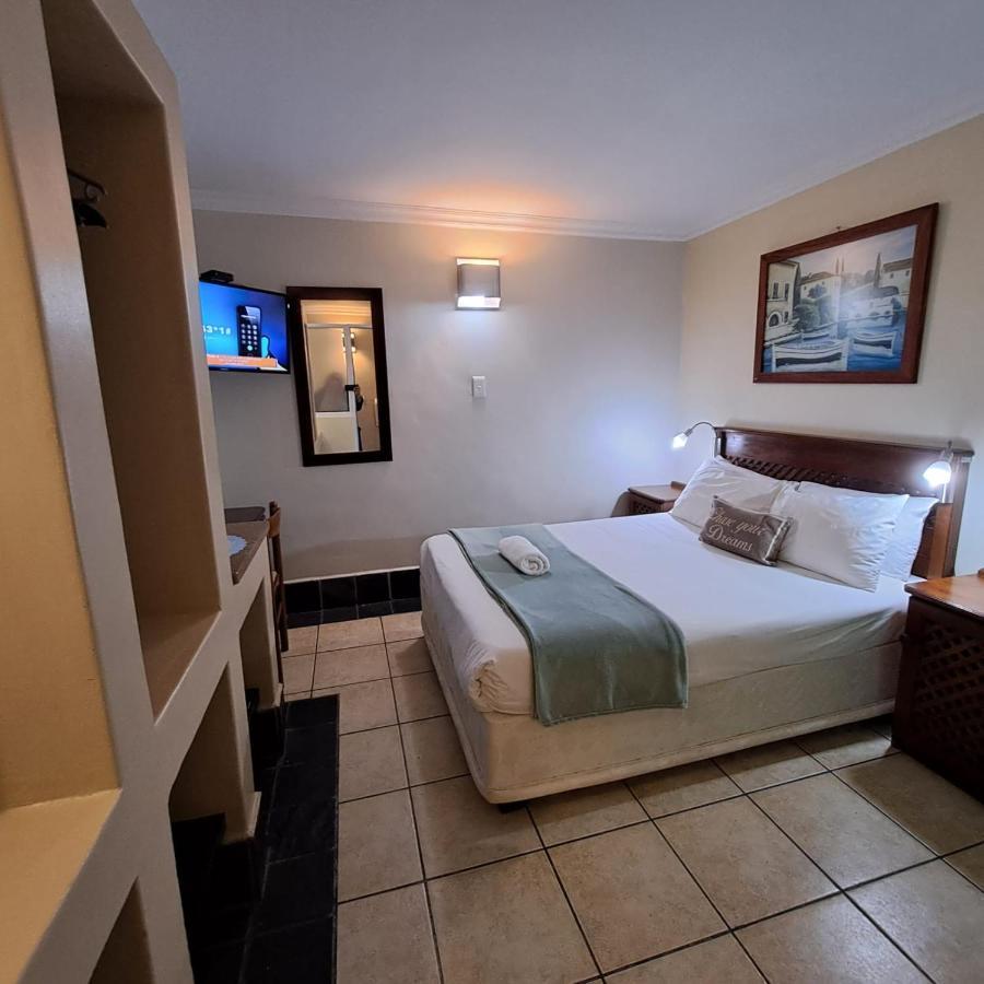 Green Door Guest House Mossel Bay Ngoại thất bức ảnh